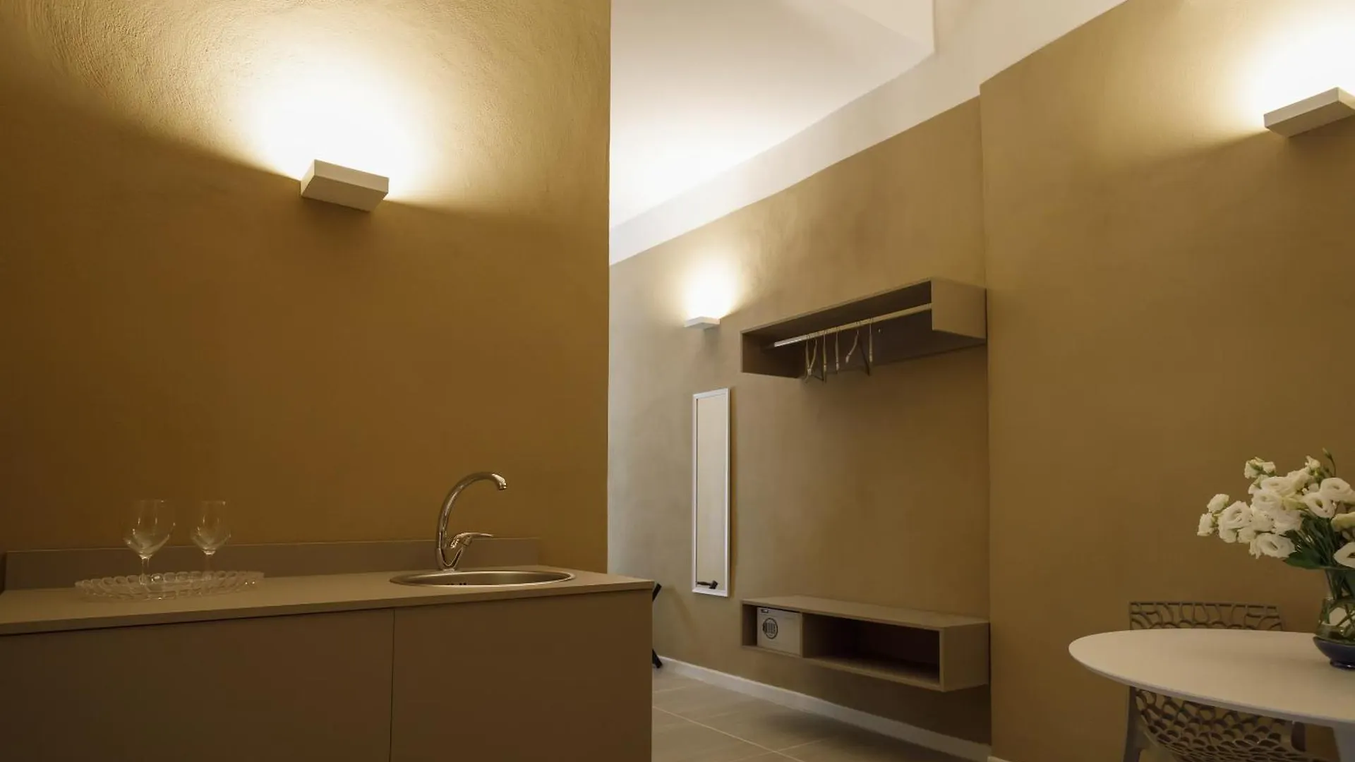 Palazzo Mancina Hotel Trapani 0*,  Italy